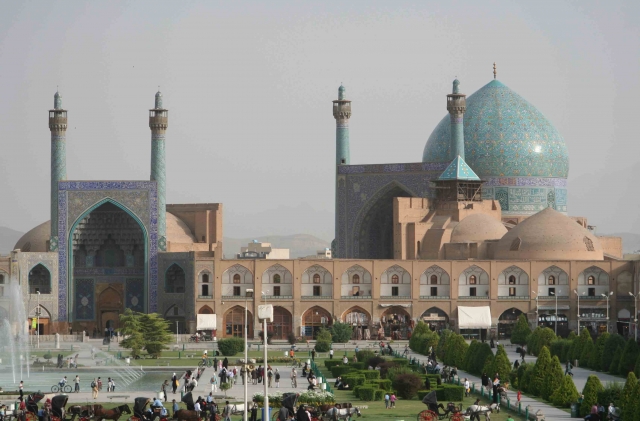 Isfahan Royal Mosque genera