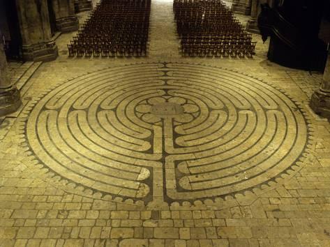 chartres labyrinth