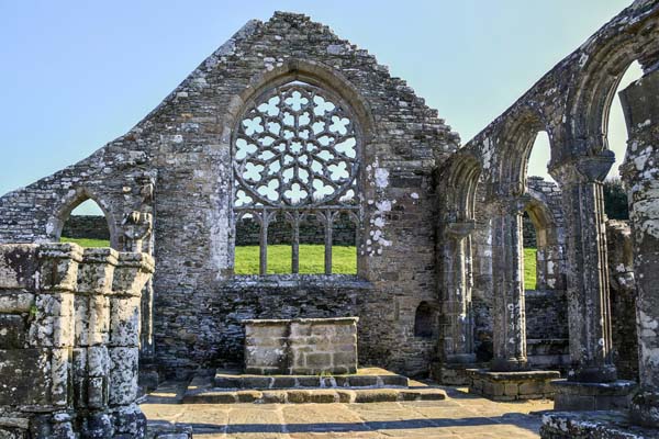 rayonnet ruin languidou abbey